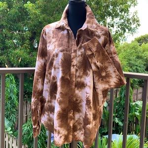 EUC - Jones NY tie dye long sleeve button down GROOVY MAN